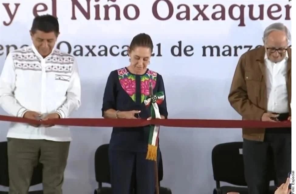 Reclama Sheinbaum nombre de nuevo hospital en Oaxaca