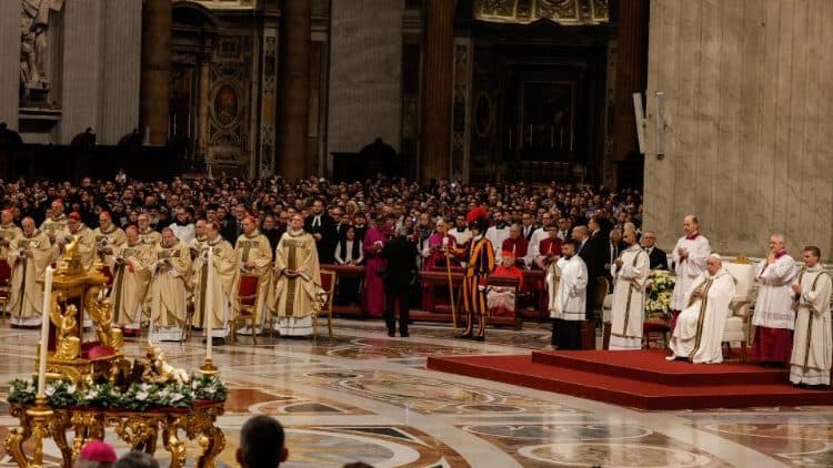 Llama Papa Francisco combatir la injusticia no con la fuerza, sino con el amor