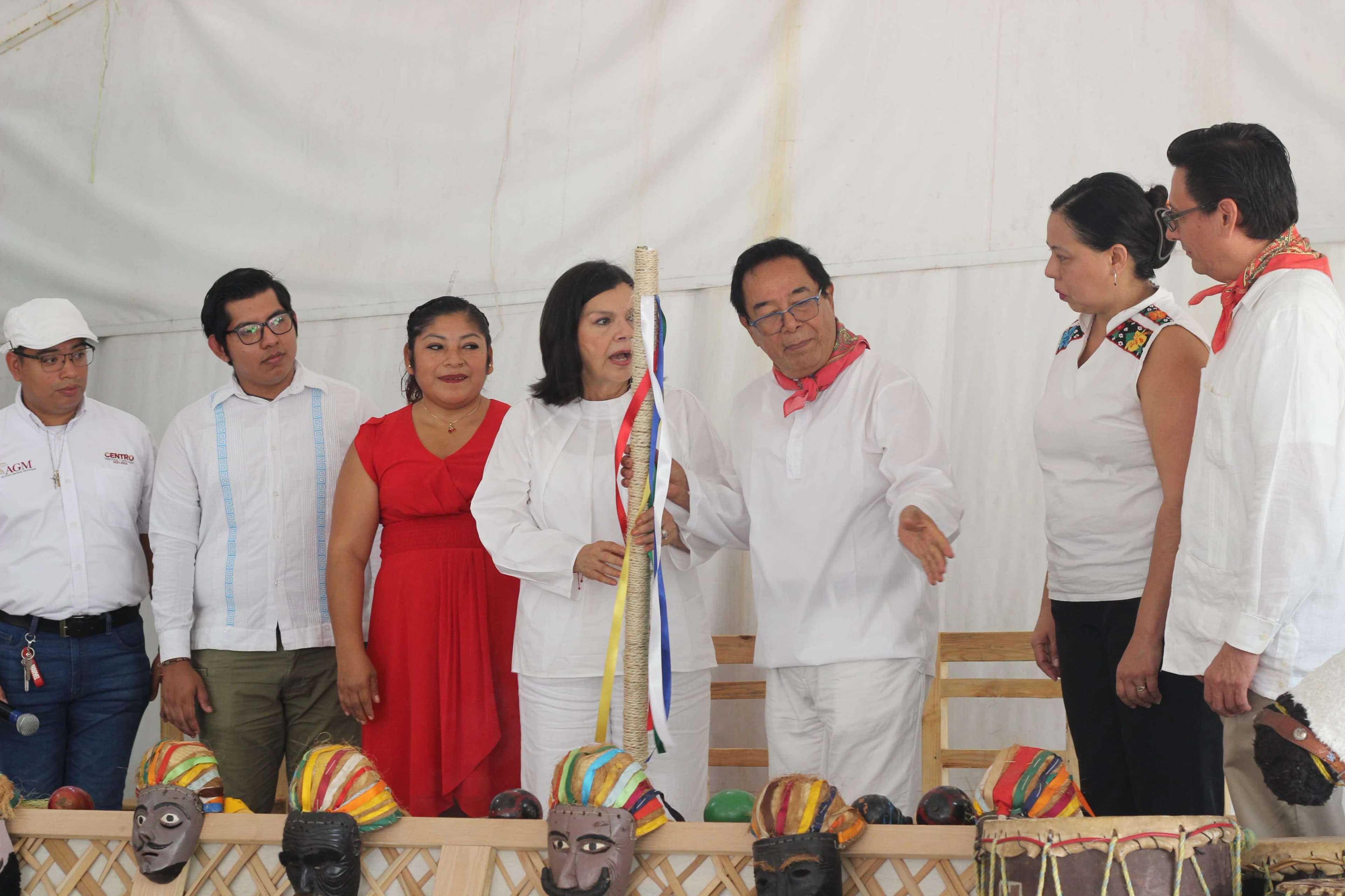 Nombran guardianes de las costumbres de Villahermosa