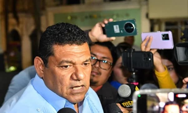 No habrá impunidad en masacre de DBar: Javier May