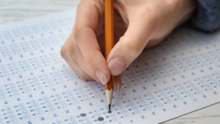 UNAM suspende ingresos a licenciatura por presuntas trampas con IA en examen online