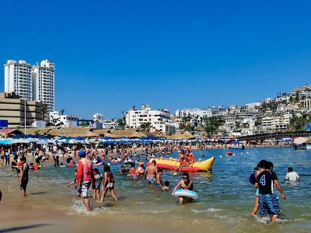 Por crisis, tabasqueños se quedan en casa en vacaciones