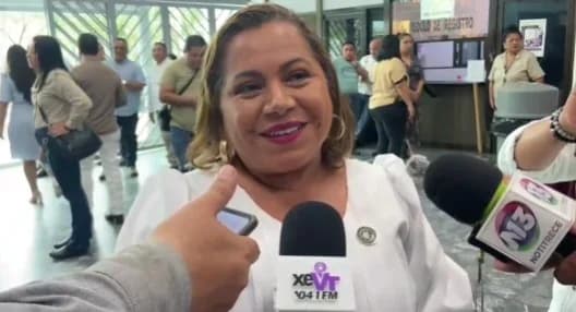 Pide diputada de Jalpa a su alcalde deje "grilla barata", lo demandará
