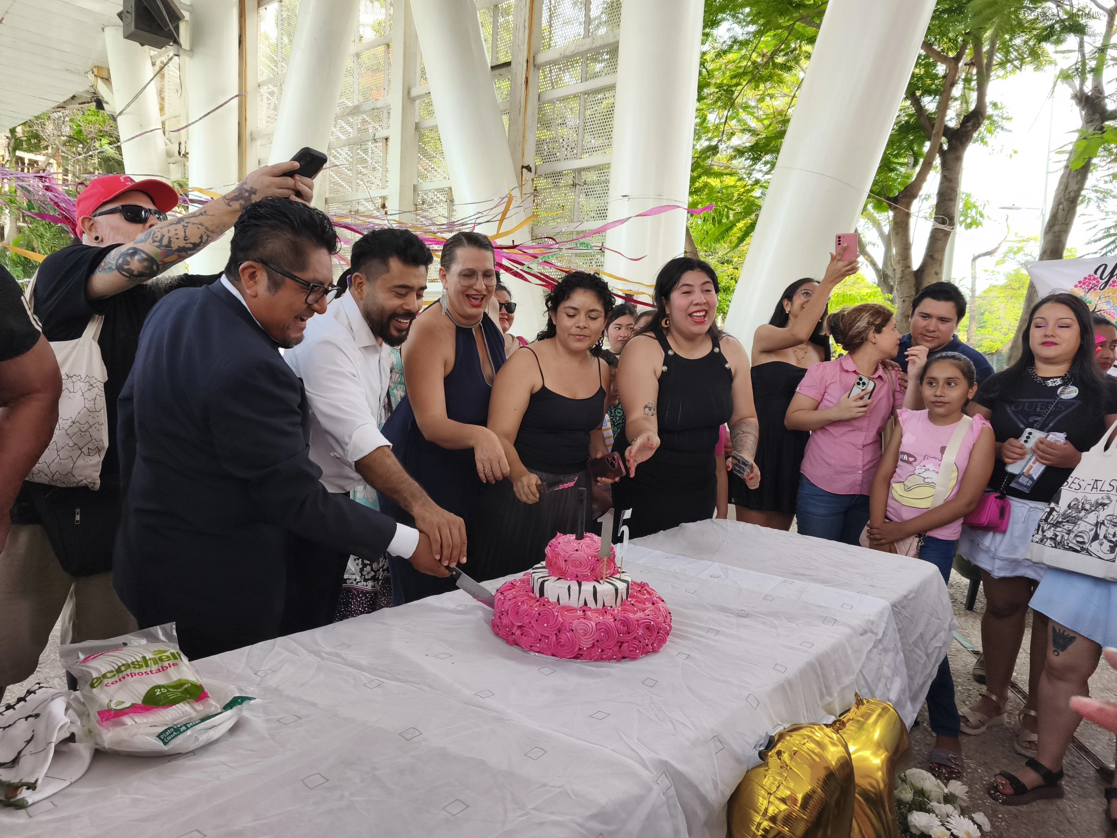 Celebran XV años del Musevi como Elefante Blanco