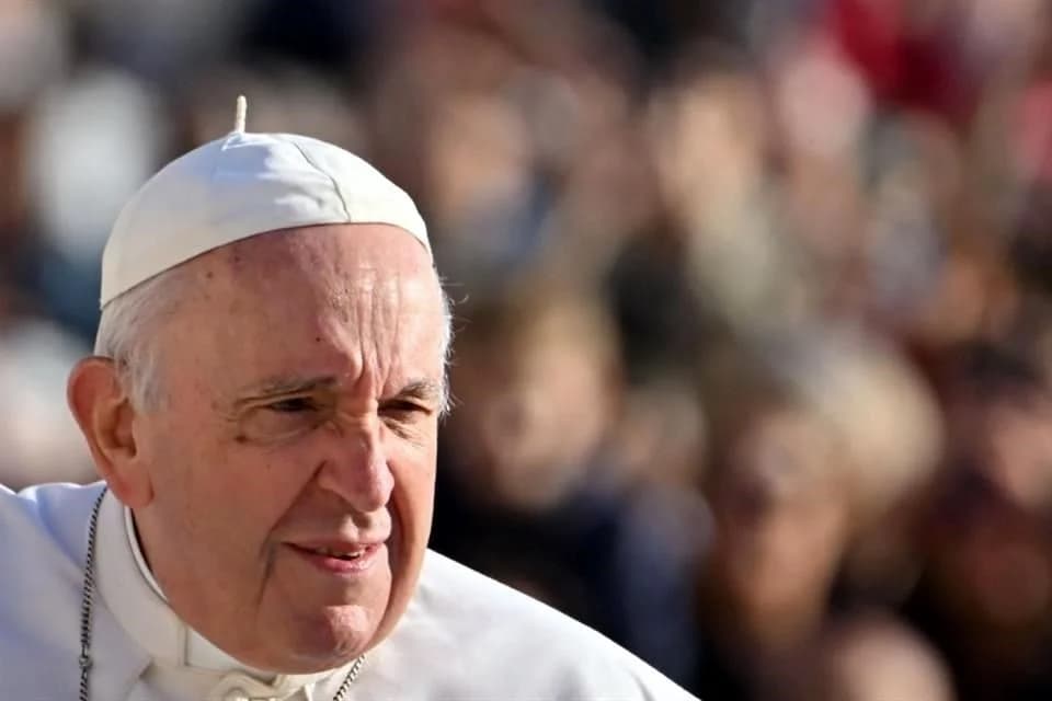 Papa Francisco tiene "repentino" empeoramiento y recibe ventilación mecánica