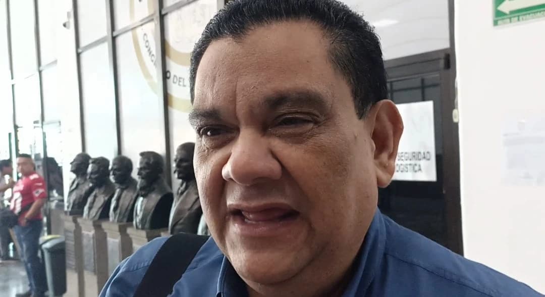 Empaña libertinaje desfile de carros alegóricos: PRD