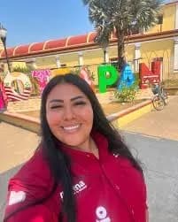 Es vocera de Nahle y cobra en la Sener