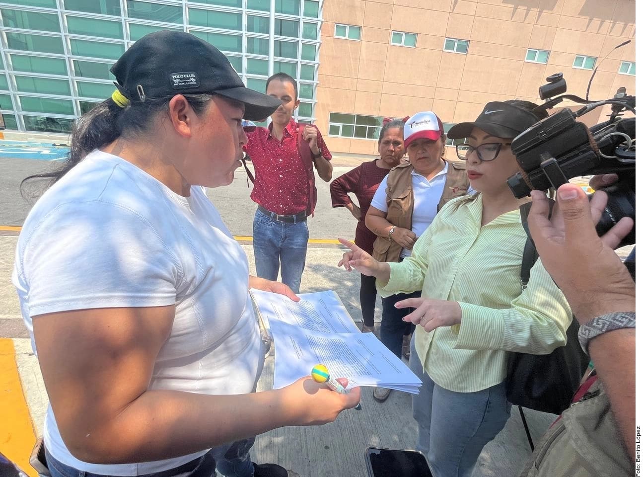 Evade Presidente reclamos en gira