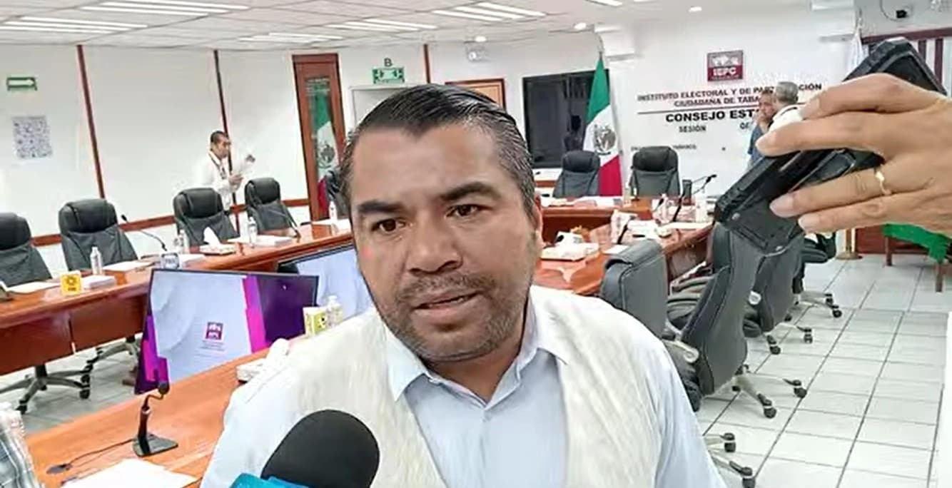 Continúa entrega de paquetes electorales