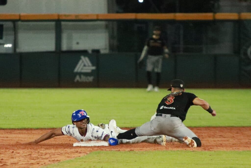Olmecas van por la historia
