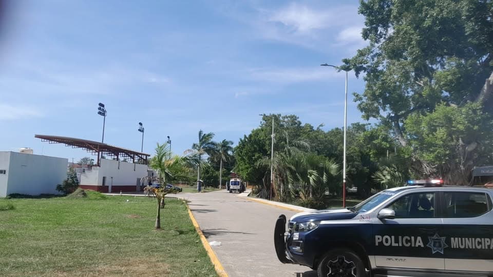 Un muerto tras balacera entre policías y presuntos asaltantes