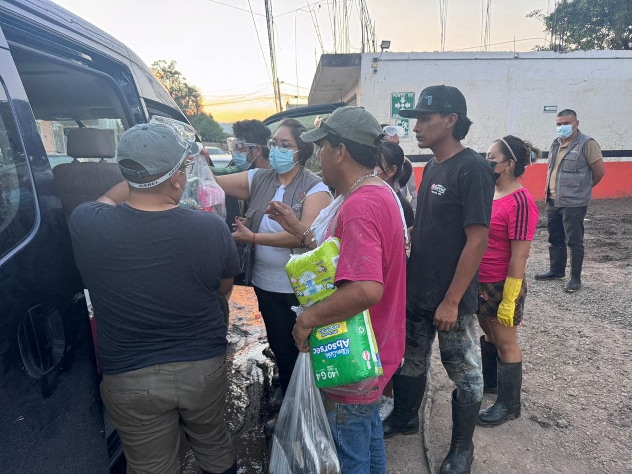 Abre Derechos Humanos línea de apoyo a damnificados en Veracruz