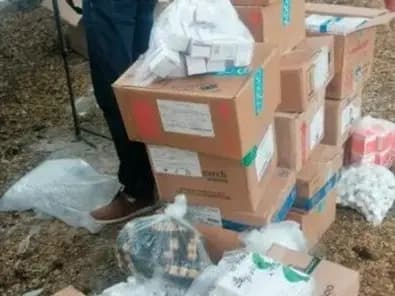 Cesan a doctora que dejó caducar medicinas