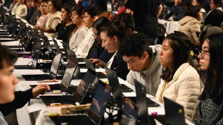 35.5% de aspirantes que acudieron a examen presencial aprobaron: UNAM