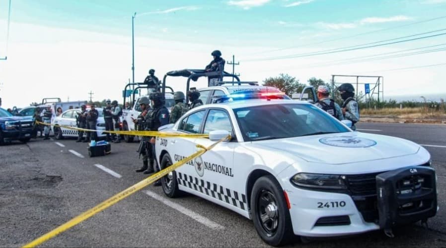 Detienen en Culiacán a “El Mochomito”