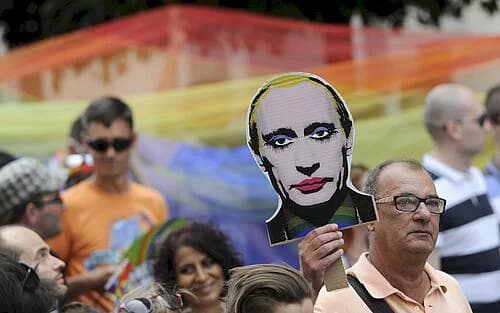 Declara Rusia organización extremista al movimiento LGBT