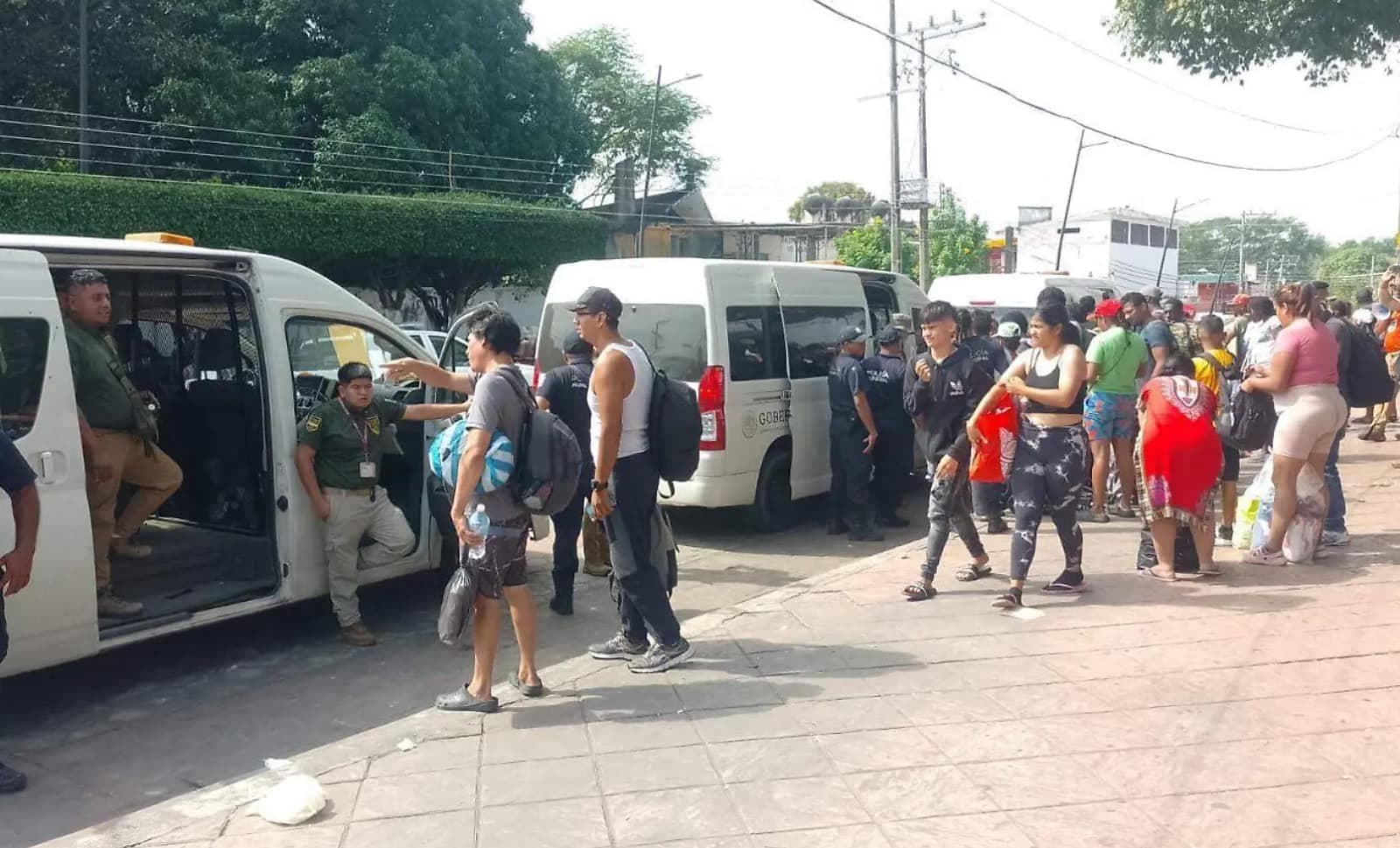 Desarticulan dos caravanas de migrantes