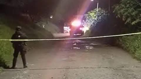 Hombres armados atacan vivienda en Nogales, muere una menor