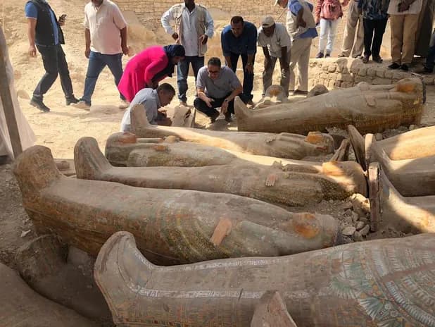 Descubren sarcógafo del Imperio Medio de Egipto