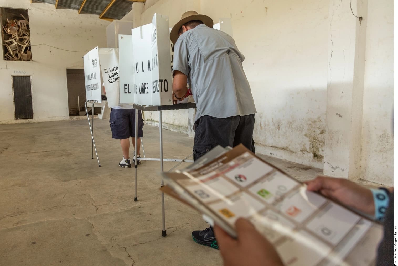 Desplaza violencia a 60 mil votantes