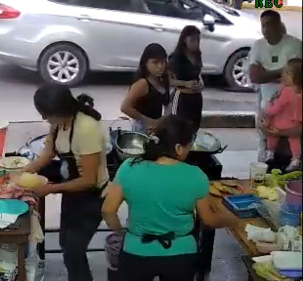 Inicia Fiscalía investigación por agresión a comerciante de antojitos en Xalapa