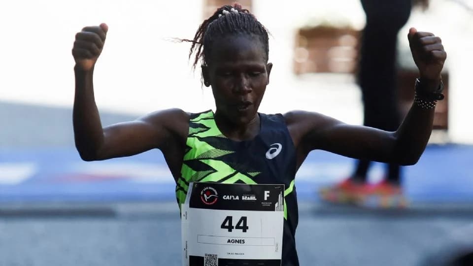 Ganan kenianos la San Silvestre de Brasil