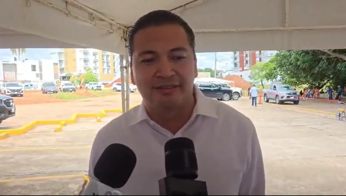 Se ríe 'Braca' de denuncias que presentará PRD Tabasco