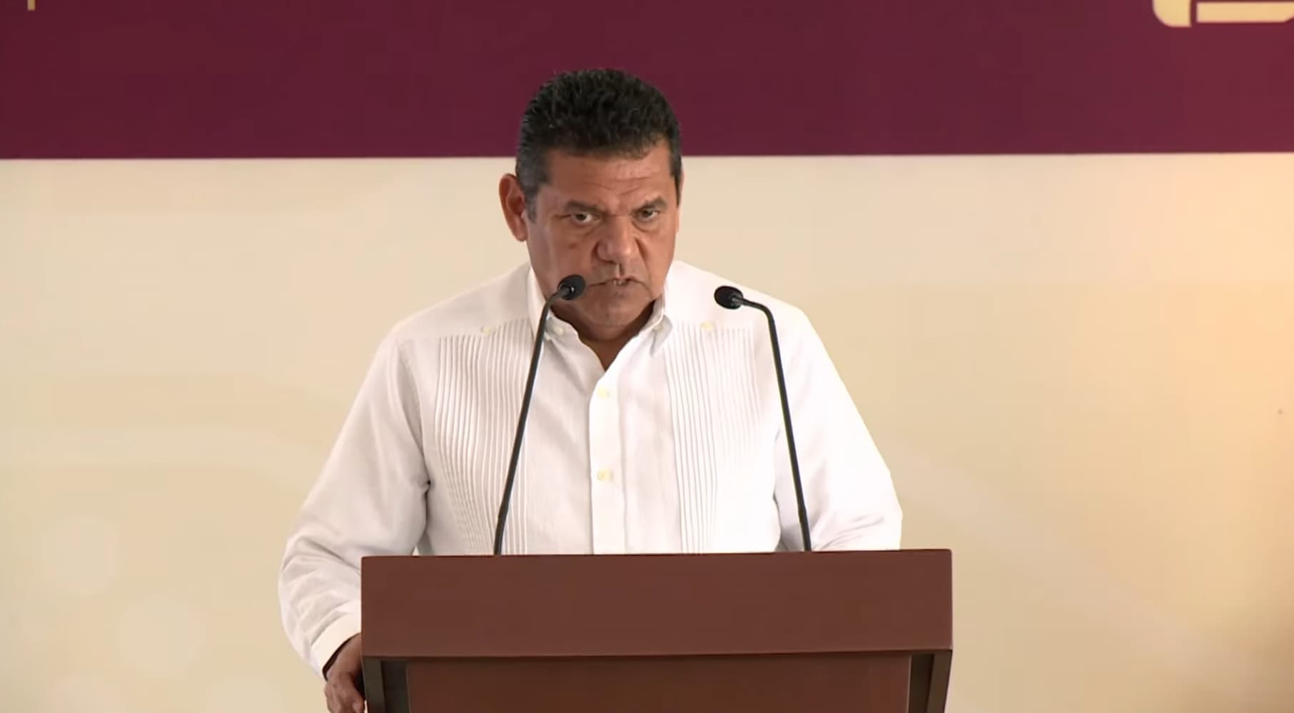 Adelantarán 20 días de aguinaldo a burócratas estatales por Buen Fin