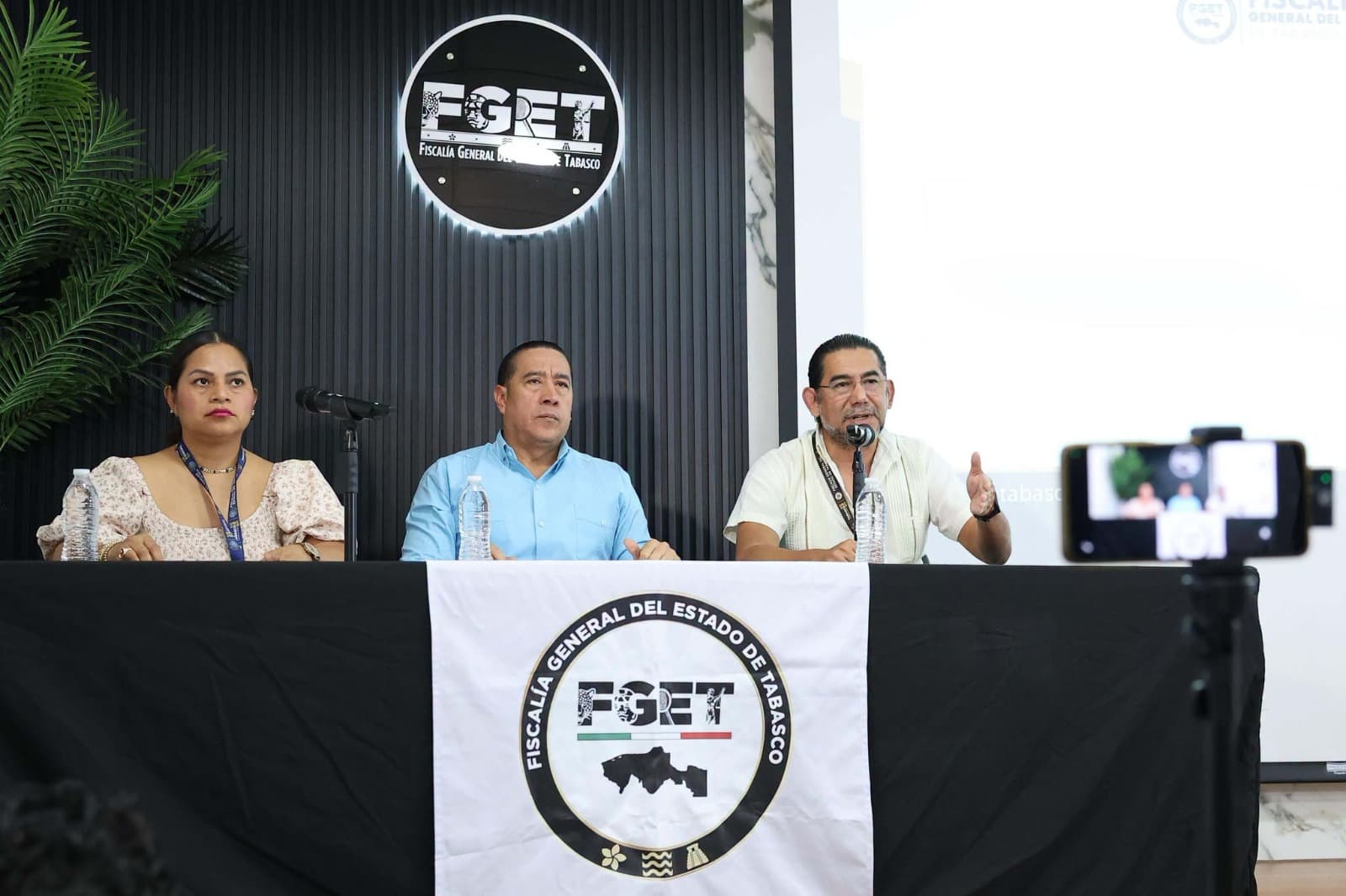 Investiga Fiscalía de Tabasco a 735 servidores públicos