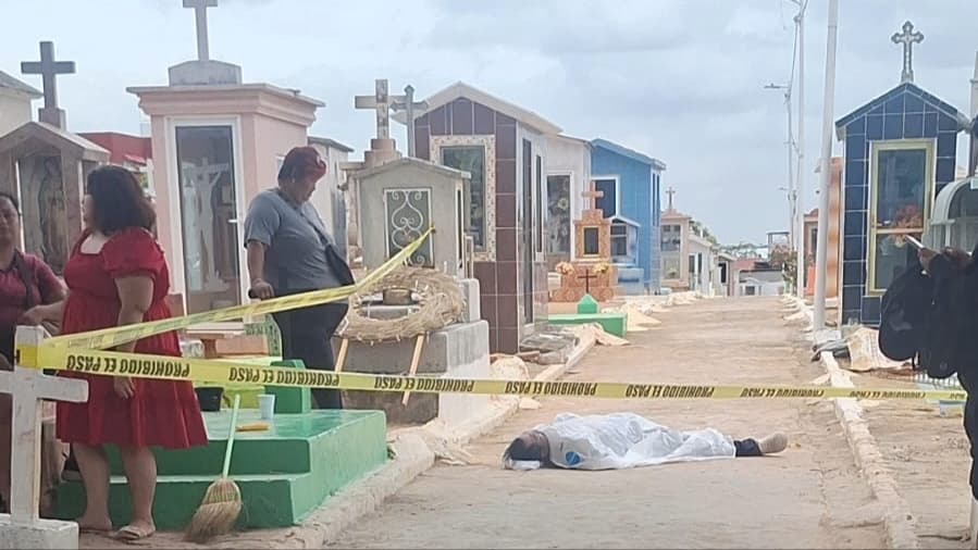 Pierde la vida hombre dentro de un panteón en Centro